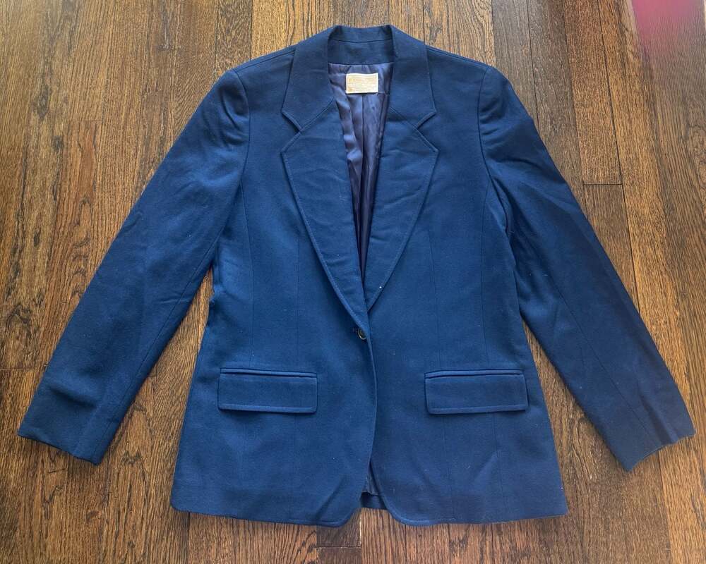 VINTAGE Pendleton Navy Blue 100% Virgin Wool Blazer Jacket w/ Gold Buttons